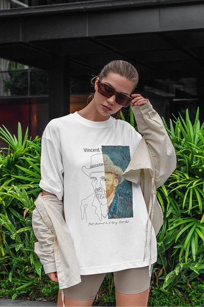 Buka Shops Van Gogh "Self-Portrait" Line Art Fusion Oversize T-Shirt