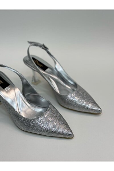 DİVA Ασημί μεταλλικά γυναικεία παπούτσια με τακούνι
