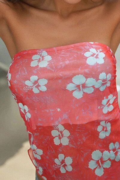 Hiccup Strapless Floral Knitted Short Top