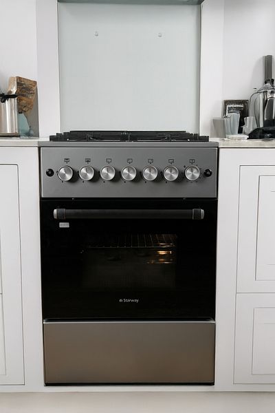 starway 4 Eyes Gas Cooking Range, Large Size 57x57cm, Wide Heavy Duty Stand, Auto Burn, Total Safety