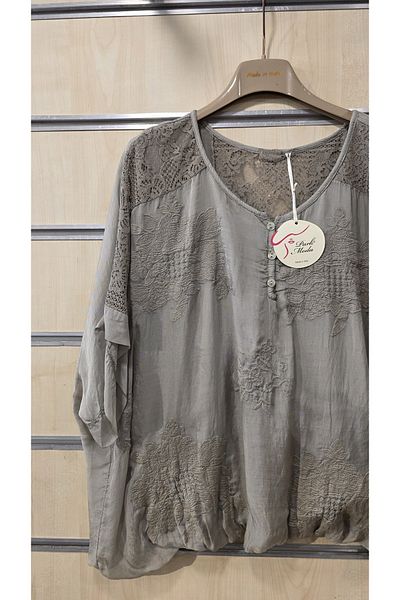 Park Moda Silk Blouse 3 Buttons Ruched