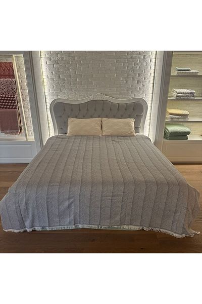 Dost Lenorel Bedspread