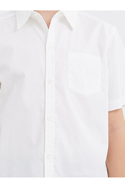 Styli Boys Off White Short Sleeves Shirt with Pocket
