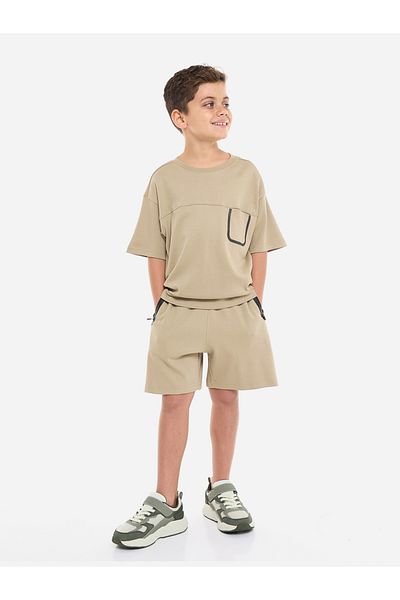 Victor and Jane By Styli Boys Back Graphic Oversized T-Shirt and Shorts Set