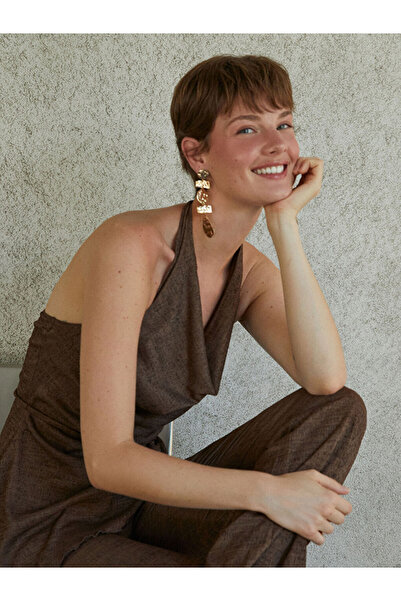 LC Waikiki Brown Halter Neck Textured Blouse with Window Detail on the Back