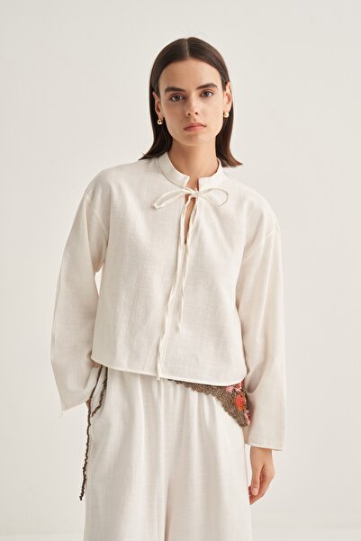 EBU Prive Women's Organic Cotton V-Neck Short Blouse Ecru