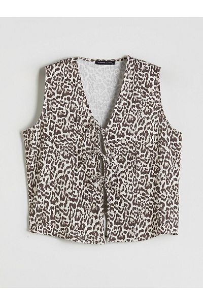 LC Waikiki Quality Parts from Celebi Store |   V-Neck Leopard Print Blouse