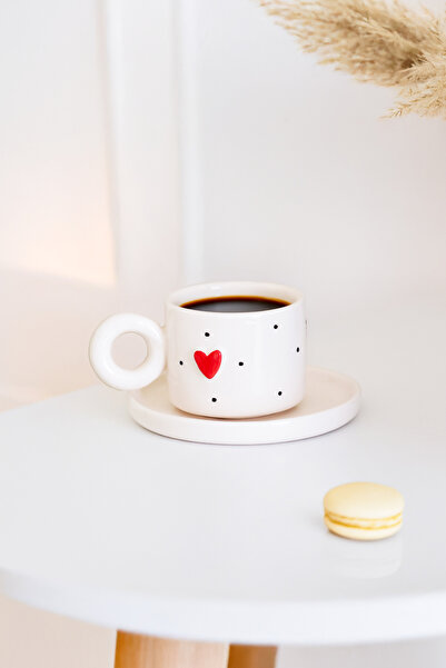 dalyaceramics 120 ml Kırmızı Kalp Figürlü Benekli Türk Kahvesi Fincanı