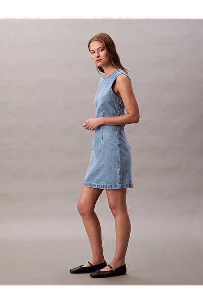 Calvin Klein Kadın Regular Fit Yuvarlak Yakalı Sırt Dekolte Detaylı Kolsuz Mini Pamuklu Denim Mavi Elbise LV047C7