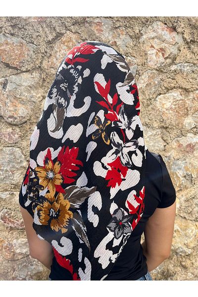 Sobe Hediyelik Black Background Floral Pattern Writing – Soft Texture & Light Fabric