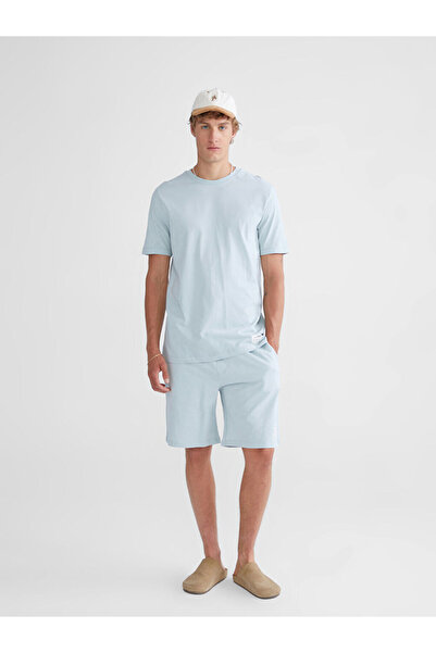 LC Waikiki Standardfit Men's Shorts from Uzg Store for Style Enthusiasts