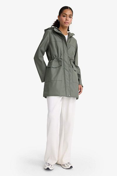 DeFacto Regular Fit Hooded Faux Leather Raincoat E8575Ax25Wn