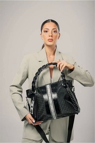 Işıltı kidss Jaxe black leather shoulder bag