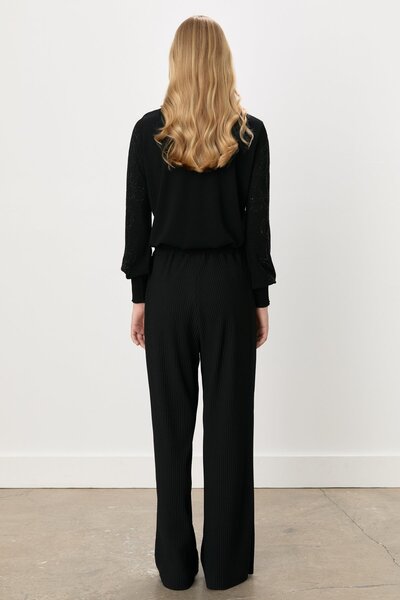 Nihan Örme Piliseli Bol Pantolon Siyah