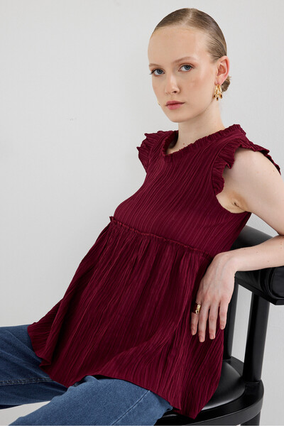 Rays بلوزة بتفاصيل كم مكشكش باللون الأحمر الداكن 8053A