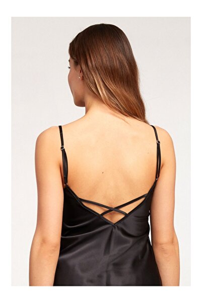 Kom Alisa Satin Athlete