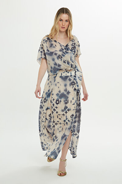 GİZİA V Yaka Desenli Bluz