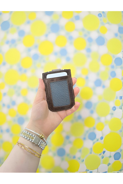 MODA حافظة بطاقات للجنسين مصنوعة من الجلد الطبيعي بنسبة 100% باللون البني - ت...