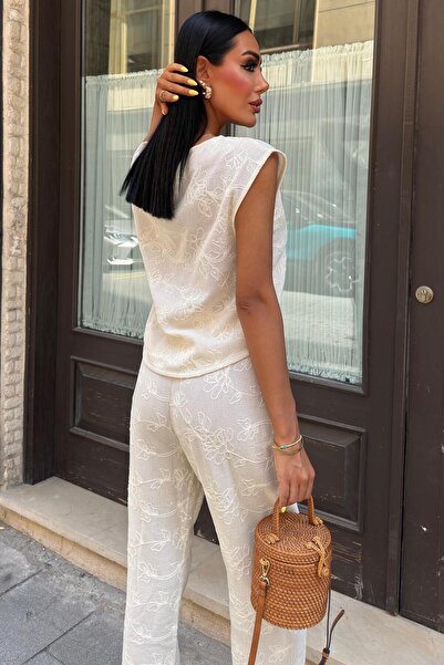 Lijuri Women's Shalina Süzüne Embroidered Bottom Top Set