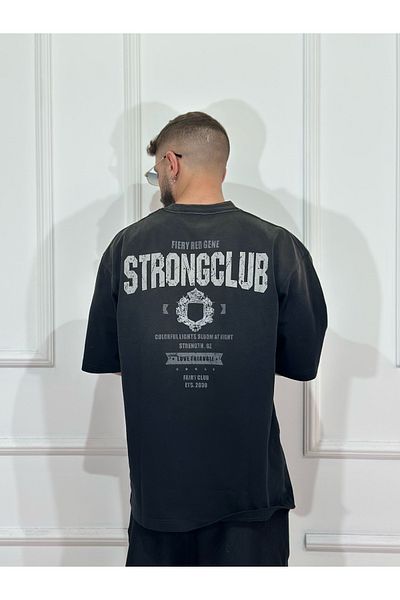 Urban Collection Strong Club Fantasia T-shirt