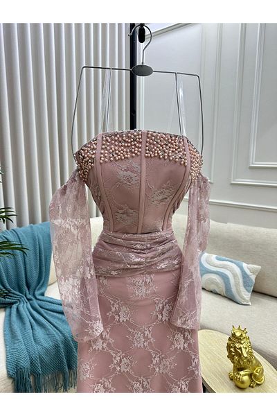 HOOR AL-YASMEEN First class Korean lace dress with elegant Lol embroidery
