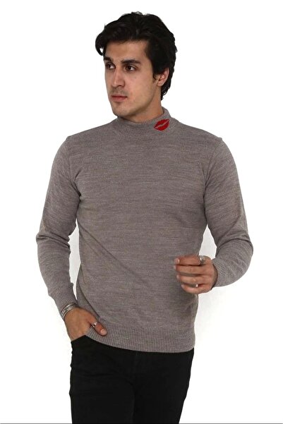 Generic Brand Men's half turtleneck sweater with kiss print - mink