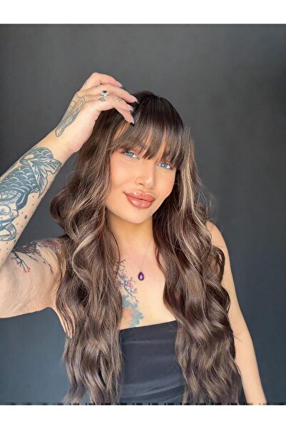 Suzan Peruk Gerçek Saç dokusunda Fiber Medikal Peruk.Ense kısmında ayarlama kopçası var.Her başa uyar esnektir