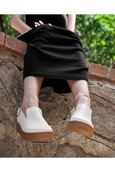 DOGİYE 1048 White Colored Coffee Sole Sandals