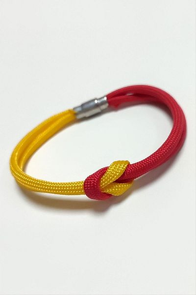 AKSESUARIM Fan Braided Magnet Rope Bracelet