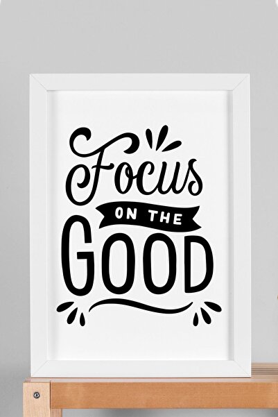 Saturn Concentrează-te asupra binelui - Poster Motivațional cu textul Concent...