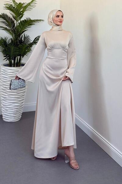 MERVEN AKYÜZ Vlasi Kolu Ve Beli Baget Taşlı Saten Abiye Krem