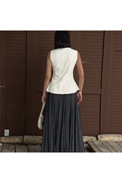 Peony Boutique Buttoned Denim Vest with Waist Seat