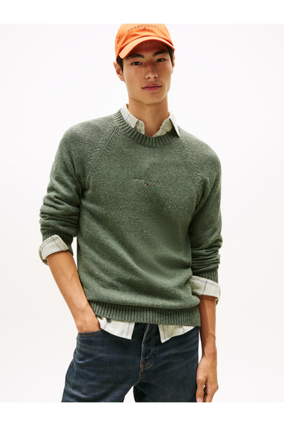 Tommy Hilfiger Tommy Hilfiger Men Pewter Green Crew Neck Slim Linear Raglan Pullover Sweater
