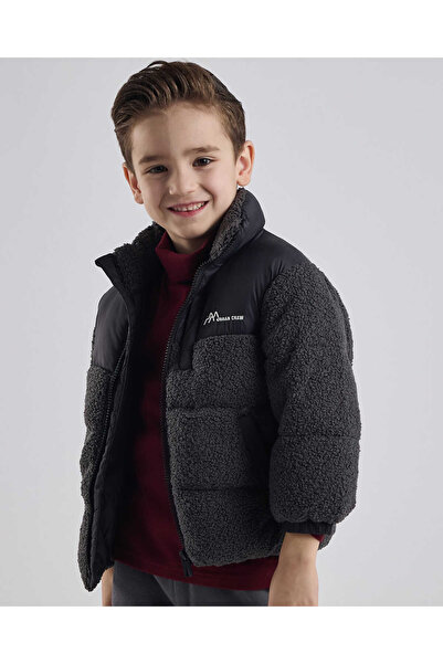 R&B سترة منفوخة من قماش الشيربا مع سحاب للإغلاق