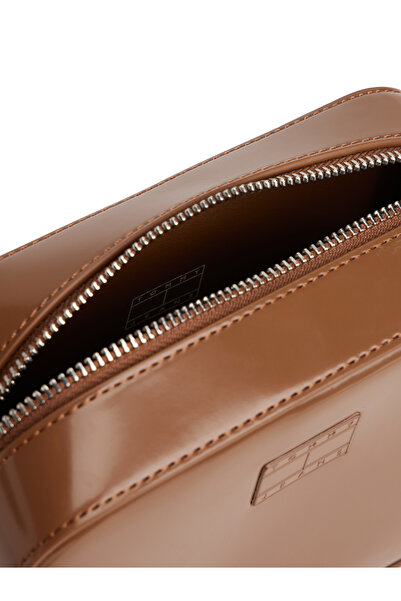 Tommy Hilfiger Tommy Hilfiger Women Pecan Nut Must Crossbody Camera Bag