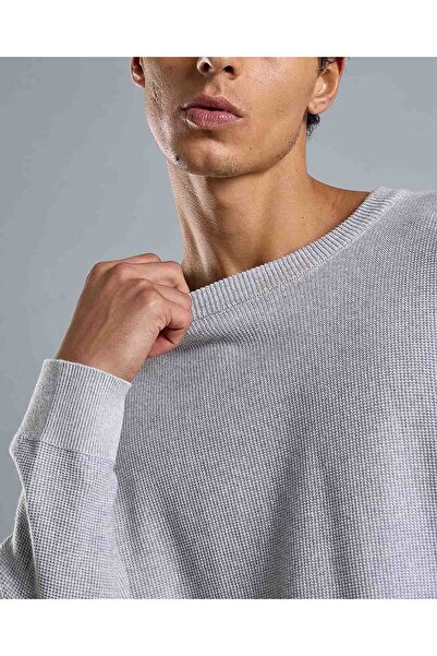 R&B Textured Sweater with Crew Neck and Long Sleeves
