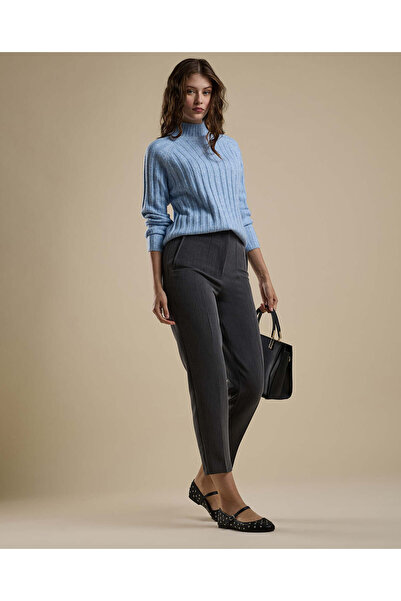 R&B Solid Slim Fit Trousers with Button Closure