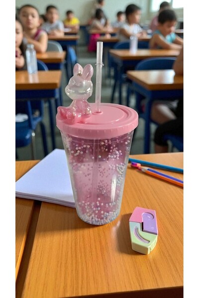 FAMEMUS ACCESSORY Unlit Model Flask Cup with Teddy Bear and Straw