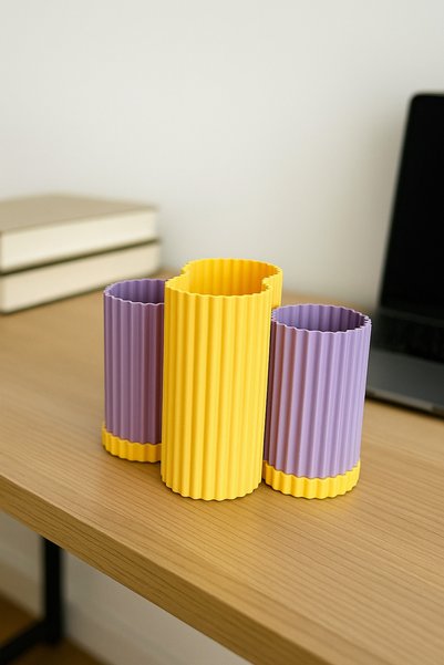 SERÜVENTR Trio Color Pen Holder - 3 Compartment Desktop Organizer Office & Stationery Organizer - 3D Printing