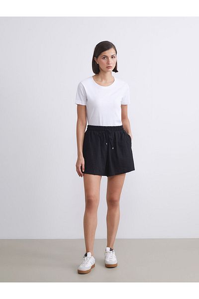 LC Waikiki Quality Parts from Celebi Store |   Textured Women's Shorts with Elastic Waist