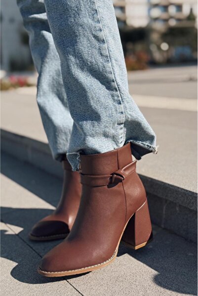 I Love Shoes Oxsend Mat Deri Kurdele Detaylı Acı Kahve Topuklu Bot