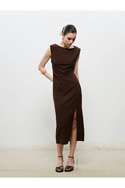 LC Waikiki New Season from Güli̇s Gi̇yi̇m Brown Crew Neck Shirred Dress