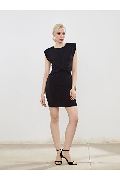 LC Waikiki Rochie mini neagră cu guler rotund încrustații