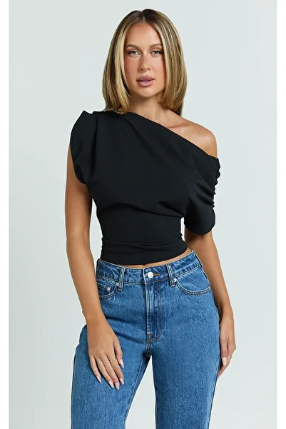 MetuCA Off Shoulder Asymmetrical Neck Blouse