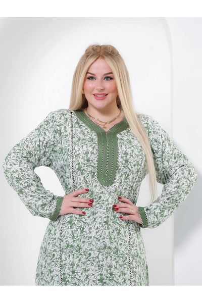 AFandina A perfect look in light and cool viscose fabric.