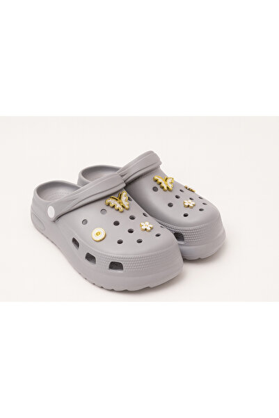 Two Two Comfort Model Non-Slip Sole Slippers with Butterfly & Flower Accessories