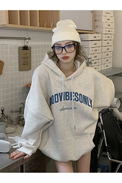 Flood Of Style Hanorac gri pentru femei Goodvibe cu imprimeu cu glugă