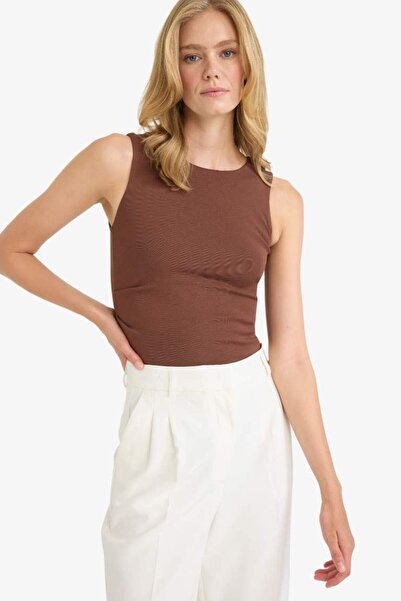 DeFacto Yeni Sezon Slim Fit Dar Kesim Bisiklet Yaka  Atlet