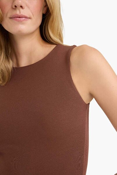 DeFacto Yeni Sezon Slim Fit Dar Kesim Bisiklet Yaka  Atlet