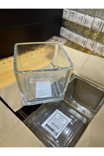 SGC STORE 4 Square Vases